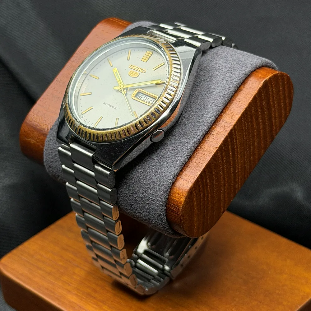 Seiko 5 Automatic Grey Fluted Bezel 7009-876A (estimated), photo 2