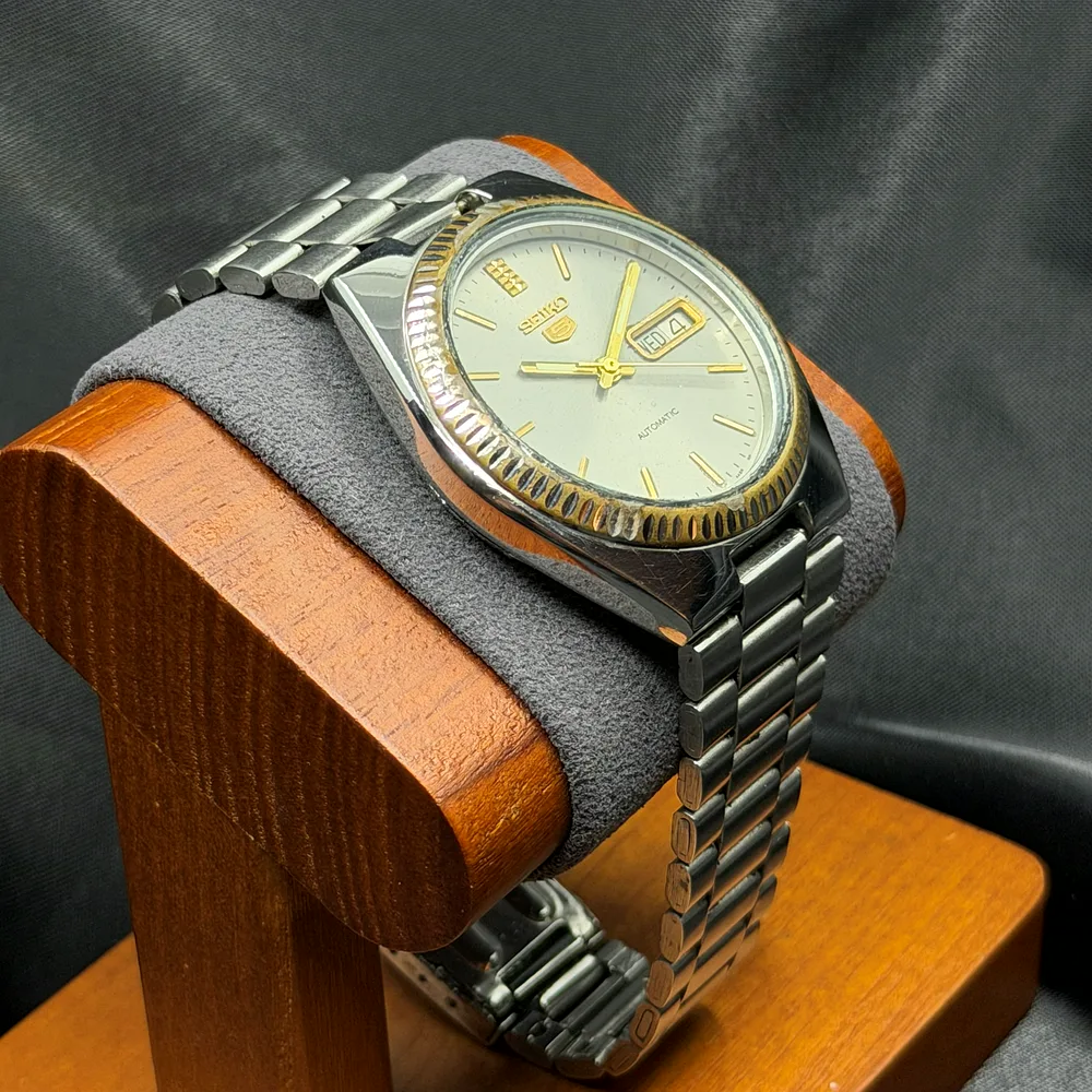 Seiko 5 Automatic Grey Fluted Bezel 7009-876A (estimated), photo 3
